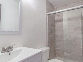 405 SW 78th Ter, North Lauderdale FL 33068