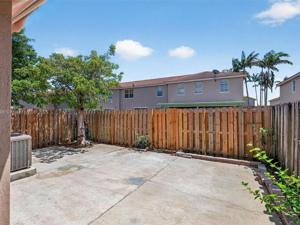 13810 SW 275th St, Homestead FL 33032