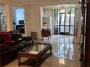 3680 Inverrary Dr 1T, Lauderhill FL 33319