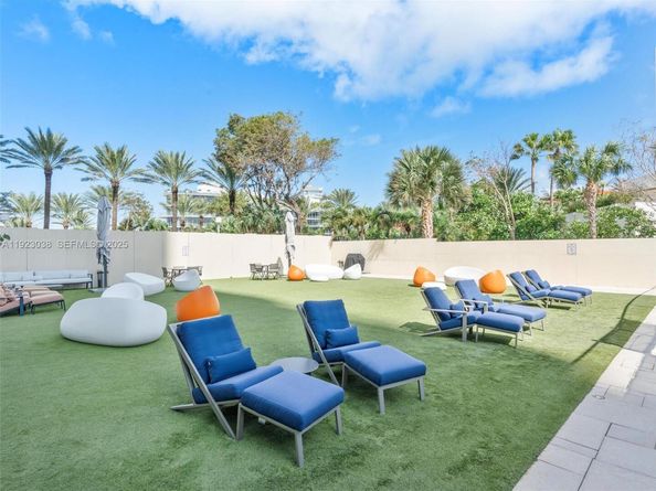 400 S Pointe Dr 2208, Miami Beach FL 33139