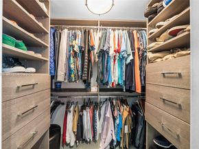 400 S Pointe Dr 2208, Miami Beach FL 33139