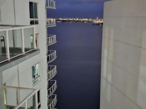1900 N Bayshore Dr 4007, Miami FL 33132