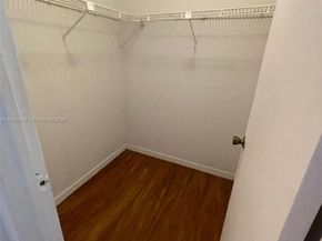 3457 NW 44th St 104, Oakland Park FL 33309