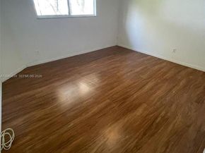 3457 NW 44th St 104, Oakland Park FL 33309