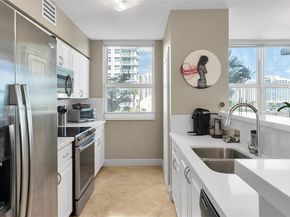 1155 Brickell Bay Dr 710, Miami FL 33131