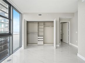 700 NE 24TH St 4801, Miami FL 33137