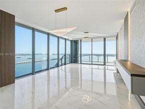 700 NE 24TH St 4801, Miami FL 33137