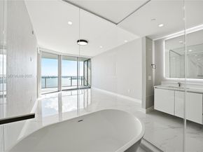 700 NE 24TH St 4801, Miami FL 33137