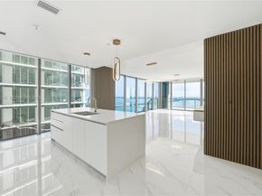 700 NE 24TH St 4801, Miami FL 33137