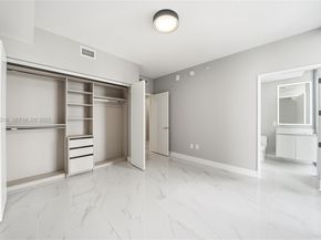 700 NE 24TH St 4801, Miami FL 33137