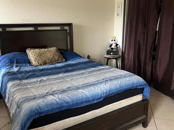 3057 Coral Springs Dr 102, Coral Springs FL 33065