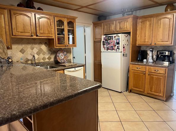 3057 Coral Springs Dr 102, Coral Springs FL 33065