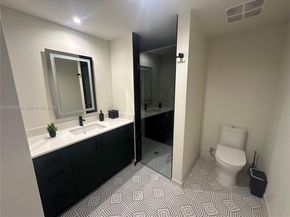 4220 Laguna St 308, Coral Gables FL 33146