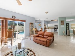 1071 NW 184th Ter, Pembroke Pines FL 33029