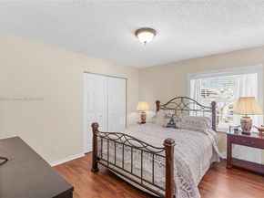 1071 NW 184th Ter, Pembroke Pines FL 33029