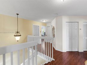 1071 NW 184th Ter, Pembroke Pines FL 33029