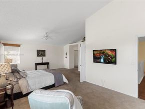 1071 NW 184th Ter, Pembroke Pines FL 33029