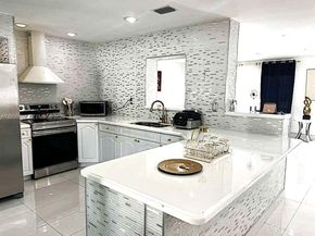120 S 56th Ave, Hollywood FL 33023