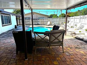 120 S 56th Ave, Hollywood FL 33023
