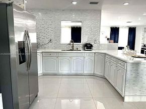 120 S 56th Ave, Hollywood FL 33023