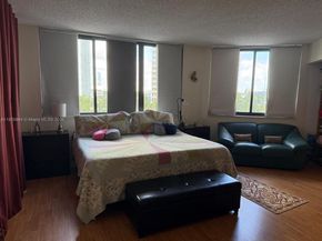 540 Brickell Key Dr 910, Miami FL 33131