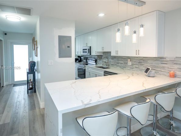 2400 Malayan Dr 94D, Delray Beach FL 33445