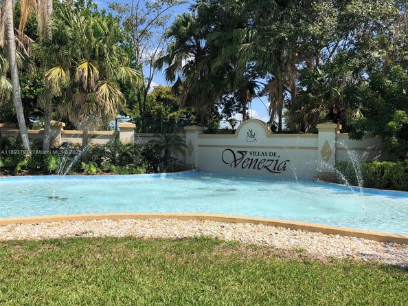 9861 Nob Hill Ct 9861, Sunrise FL 33351