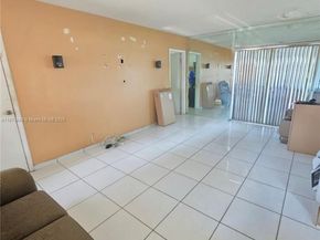 3721 W 5th Ct, Hialeah FL 33012