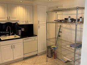 1950 S Ocean Dr 6G, Hallandale Beach FL 33009