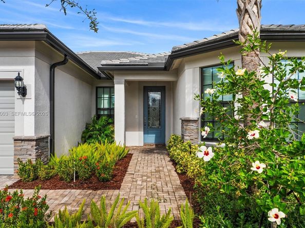 2715 Primrose Pl, Oakland Park FL 33309