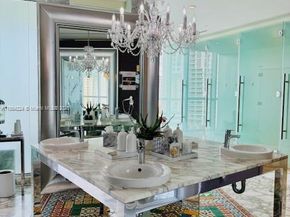 475 Brickell Ave 4910, Miami FL 33131