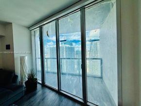 475 Brickell Ave 4910, Miami FL 33131
