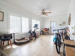 8740 NW 11th St, Pembroke Pines FL 33024