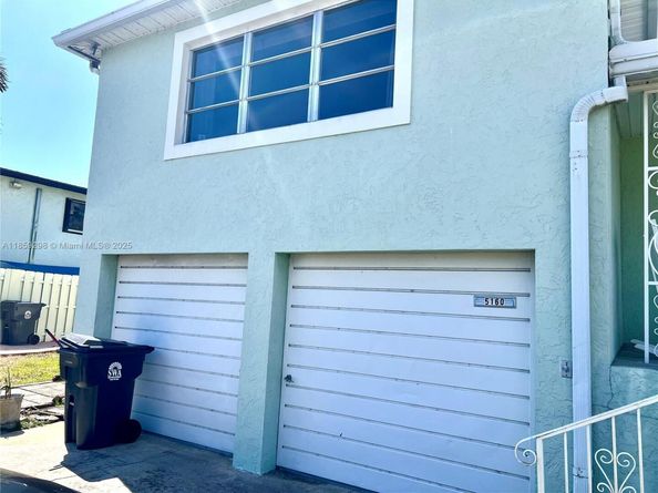5160 Lake Osborne Dr, Lake Worth FL 33461