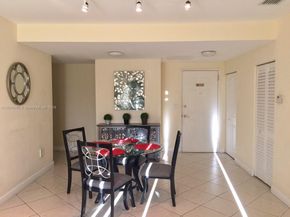 2280 SW 32 Av 213, Miami FL 33145