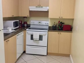 2280 SW 32 Av 213, Miami FL 33145