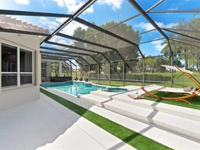 2438 Poinciana Ct, Weston FL 33327