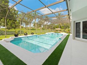 2438 Poinciana Ct, Weston FL 33327