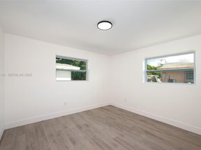 3017 NW 2nd St, Pompano Beach FL 33069