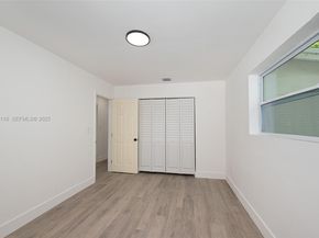 3017 NW 2nd St, Pompano Beach FL 33069