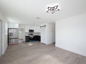 3017 NW 2nd St, Pompano Beach FL 33069