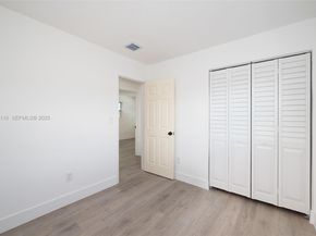 3017 NW 2nd St, Pompano Beach FL 33069