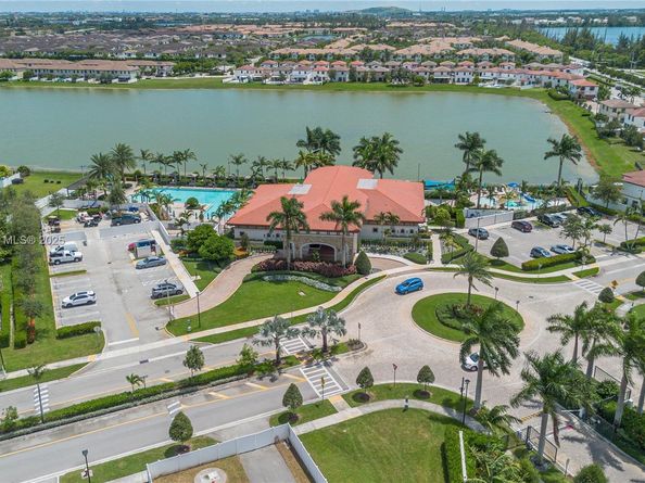 3433 W 104th Ter, Hialeah FL 33018