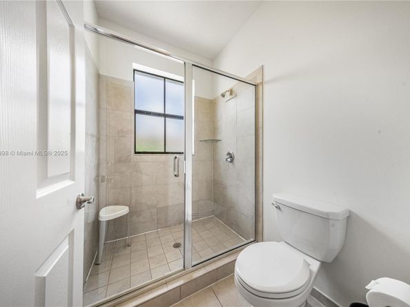 3433 W 104th Ter, Hialeah FL 33018