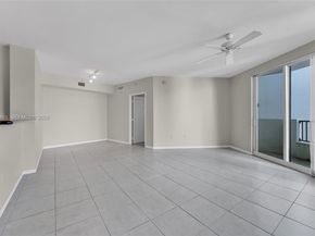 2421 NE 65th St 403, Fort Lauderdale FL 33308