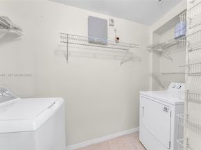 2421 NE 65th St 403, Fort Lauderdale FL 33308