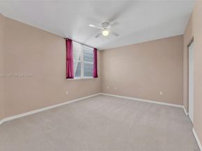 2421 NE 65th St 403, Fort Lauderdale FL 33308