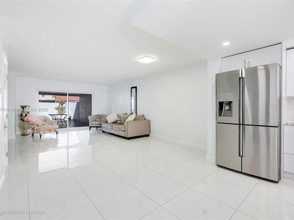 6524 W 3rd Ave, Hialeah FL 33012