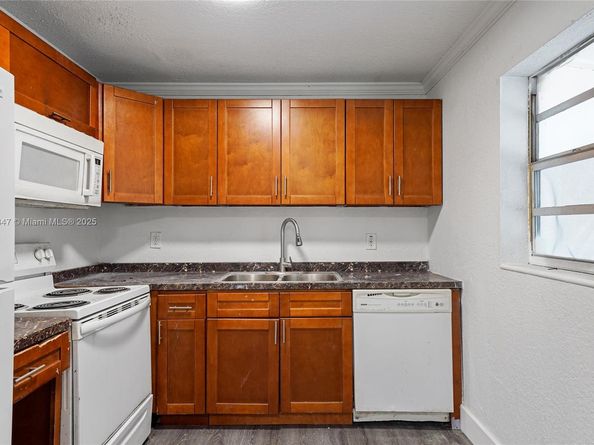 1789 NW 6th Ter, Pompano Beach FL 33060