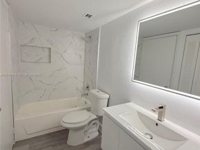 482 NW 165th St Rd A307, Miami FL 33169